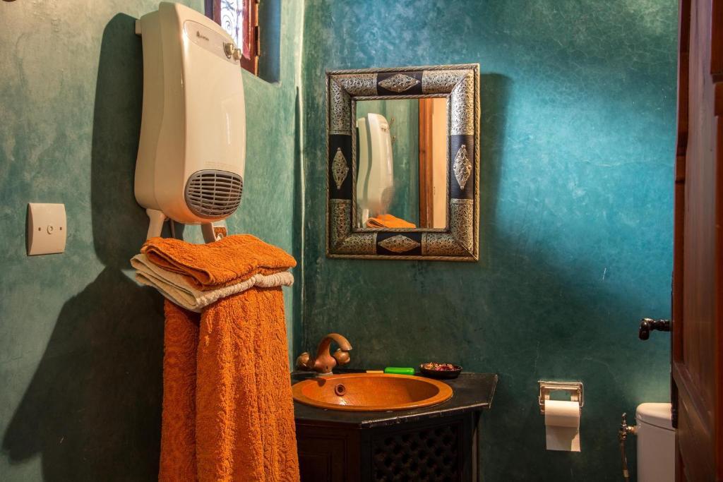 Riad Naila & Suite Фес Экстерьер фото